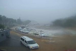 Poplave prekinule promet na magistrali između Pirovca i Vodica te Tribunja i Ivinja