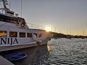 Počinje rekonstrukcija rive u Prvić Luci, a to znači i ove promjene u pomorskom prometu!