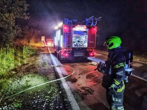 PRAVO ČUDO Mladić na Krku usred noći sletio s ceste, auto se prevrnuo pa zapalio: "Zadobio samo lakše ozljede!"