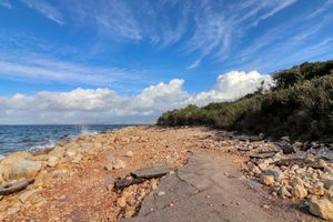 Kreće obnova Virskog prstena, ceste uz more, u potpunosti uništene uslijed orkanskog juga i plimnog vala