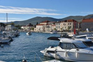 Humanitarni lignjolov u Kaštelima