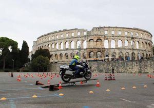 Natjecanje najboljih policijskih motociklista u vještinama i spretnosti