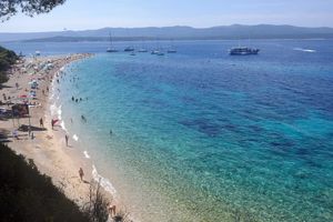 Što to povezuje Brač, Elbu i Kretu?