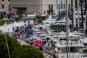 ZAVRŠIO CROYA Charter Show 2025. - Brodske sirene sa gotovo 50 brodova u poslijepodnevnim satima pozdravile Split!