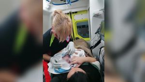 Novorođenče u Istri stiglo na svijet u vozilu hitne medicinske pomoći
