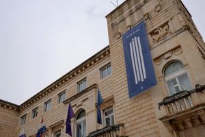 SNAŽNE REAKCIJE JAVNOSTI Zadarski gradonačelnik: "Nećemo mijenjati grb, to su dezinformacije"