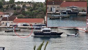 DOTRAJALOST? Urušio se gat u marini Milna koja je izgrađena prije 42 godine