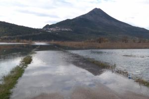 SVAKE GODINE ISTO Poplavljena vrgorska polja - Izgradnja odvodnog tunela prema Pločama planirana za dvije godine