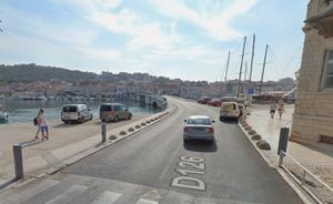 Tijekom vožnje u Trogiru preminuo vozač