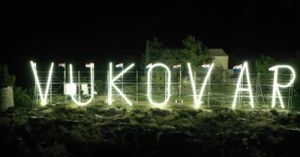 ZASVIJETLIO KOZJAK Župa u Kaštelima na poseban način obilježila Dan sjećanja na žrtve Domovinskog rata