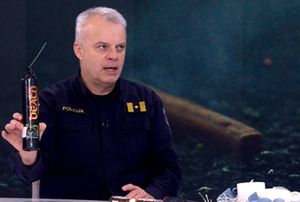Voditelj Protueksplozijske službe MUP-a: "Ovo smo počeli nalaziti kod maloljetnika. Usporedivo je s bombom i većina dolazi iz Italije"