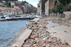 MUKE NA ŠIPANU Jugo devastiralo rivu u Suđurđu, a mještani kažu: "Upozoravali smo na lošu izvedbu radova"