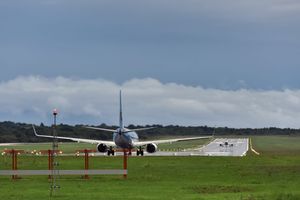 Psihički bolesnik preskočio ogradu pulskog aerodroma pa se vozio po pisti, a zatim...