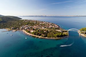 Apartmansko naselje niknut će i na Pašmanu – Općinsko vijeće usvojilo UPU izrađen prema planovima investitora: "Gradit će se manje privezište"