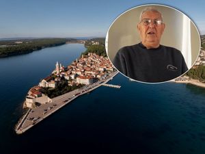 VIDEO Poslušajte priču 90 - godišnjeg Rabljanina koji se sjeća prvog auta na otoku i života prije turizma