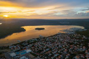 Sve više mladih radi i ostaje živjeti na Krku!