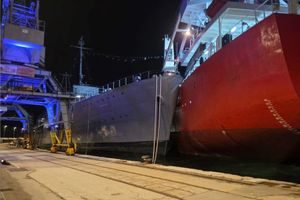 HAVARIJA U RIJEČKOJ LUCI Turski teretni brod udario u Titov "Galeb"
