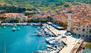 Grad Komiža dodjeljuje dozvole na pomorskom dobru: "Bit ćemo strogi!"