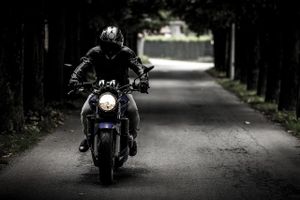 Maloljetnik u Trogiru nakon potjere pokušao podmititi policajce