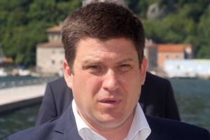 Ministar Butković potpisuje ugovor za rekonstrukciju i modernizaciju ceste Podstrana - Žrnovnica - Tugare