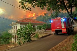 Šolta i Vis jačaju otočnu otpornost na požare – Primopredaja novog vatrogasnog vozila