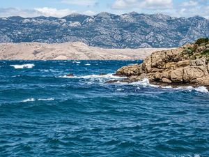 Meteorolozi upozoravaju na olujnu buru, ali stiže i preokret: Evo kakvo nas vrijeme čeka danas