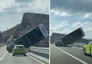 VIDEO - POTPUNI PREKID PROMETA: Kamper visi s ograde Krčkog mosta, udari bure dosežu 172 km/h!