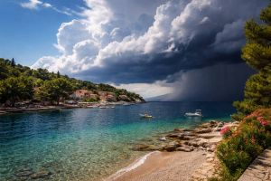 NEMOJTE DA VAS IZNENADI: Sunce je samo varka, poslijepodne kreće pogoršanje vremena