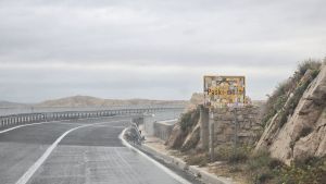 HEROJ S PAGA Zapovjednik vatrogasaca vlastitim autom spašavao živote preko zatvorenog mosta!