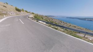 Na cesti kod Trogira poginula osoba