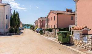 UMAG Dogovorio prodaju zemljišta s osobama ograničenih sposobnosti pa krenuo zidati viletine uz more?!