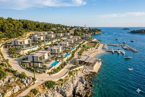 NOVI UDAR USKOK-a: U tijeku uhićenja u Zagrebu i Istri, na meti banditi osumnjičeni za nekretninske prijevare i pranje novca!