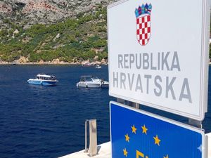 Zbogom pečatima u putovnicama: Hrvatska policija spremna, već verificirano 3,7 milijuna dosjea, što ovo znači za putnike?