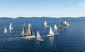 JUBILEJ NA OTOKU KORALJA: Zlarinska regata krstaša po 22. put okuplja najbolje jedriličare