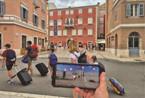 Šetnja poviješću bez instalacije: Samo jedan QR kod dĳeli vas od 17. stoljeća u Rovinju!