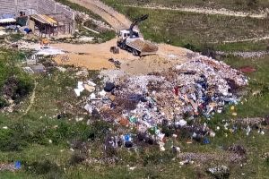 DETALJI EKO-KRIMINALA NA CETINI Uništili preko 46.000 kvadrata prirode, ispod zemlje skrivali azbest i tone smeća!