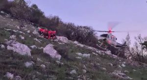 VIDEO Britanac pao s paraglajderom, u pomoć mu poletio policijski helikopter i HGSS – pogledajte tijek akcije!