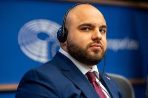 Bartulica u Europarlament zvao Antu Gotovinu da priča o hrvatskom ribarstvu, ali nije pojasnio kojeg Antu Gotovinu, pa zbunio javnost!