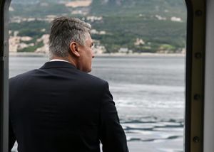 Milanović žestoko o ulasku američkog broda u Dubrovnik: „To je protuustavno, bez Sabora im ne bih dopustio ulazak - Naše more nije poligon za tuđe ratne operacije!“