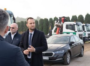 SKANDAL U ZADARSKOJ ČISTOĆI Predstavnik radnika fizički napadnut uoči sastanka s gradonačelnikom kojeg su u Uredu Grada proglasili uspješnim dogovorom!
