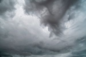 DRAMATIČNA PROMJENA Pad od desetak stupnjeva, bura, bujice i tuča!