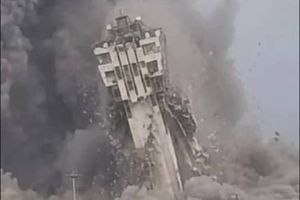 IRAN Srušen toranj za kontrolu morskog prometa, brodari ponovno izbjegavaju Hormuz
