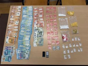 PAO BRITANAC U TISNOM: Policija mu upala u apartman i pronašla pravo narkobogatstvo i hrpu keša!