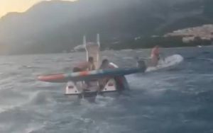 VIDEO Hrabri Makarani u zadnji tren spasili djecu i roditelje od sigurne tragedije - Jedan od njih spasio je više od 10 ljudi i odbio nagradu!