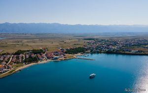 POVLJANSKA FEŠTA Tri dana piva, glazbe i ljetne atmosfere u Povljani