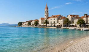 Ostavljate ručnik na plaži da sačuvate mjesto? U Supetru vam to više neće proći – slijede zapljene!