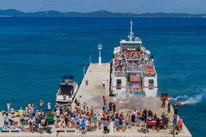 VELIKI ISKORAK ZA LOŠINJSKI ARHIPELAG Danas kreće nova teretna trajektna linija za Unije i Susak