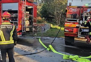 HITNA INTERVENCIJA U PULI Požar na Valelungi, vatrogasci na terenu