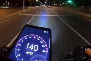 SUMANUTO Tip romobilom juri ulicama 140km/h: "Pa jeste li vi uopće normalni?"