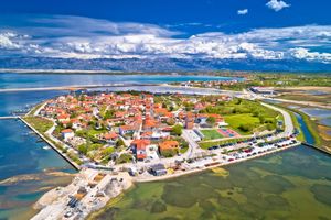 Barem djelomice sunčano do kraja dana, u drugom dijelu noći stiže kiša i jaka bura